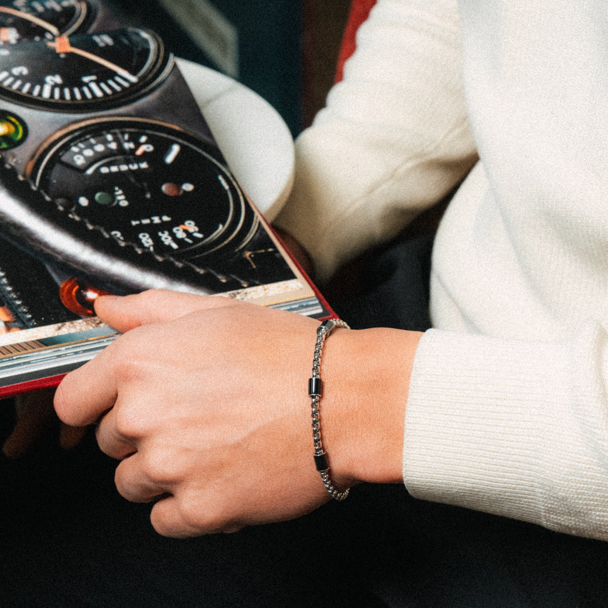 Bracelet Box Chain Round Onyx 4mm